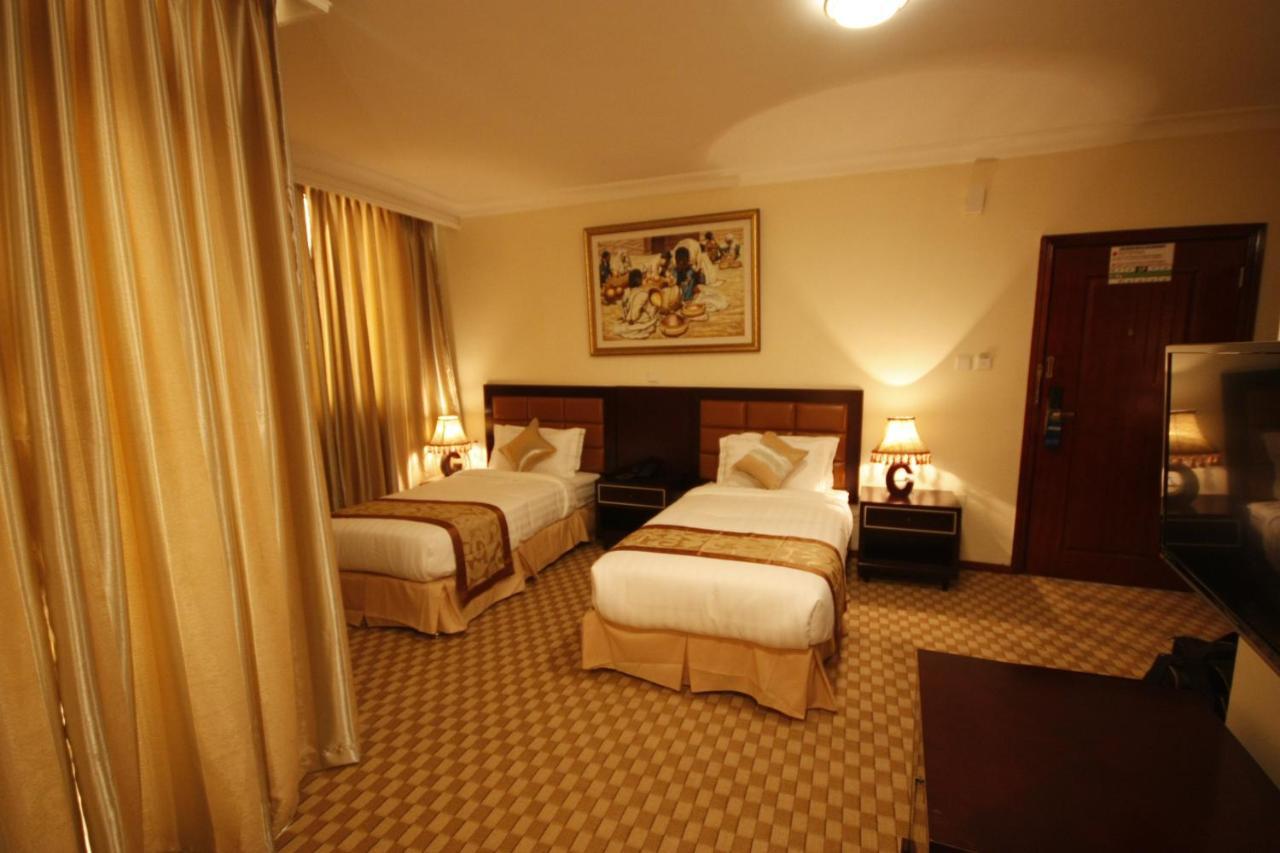 Caravan Hotel Addis Extérieur photo
