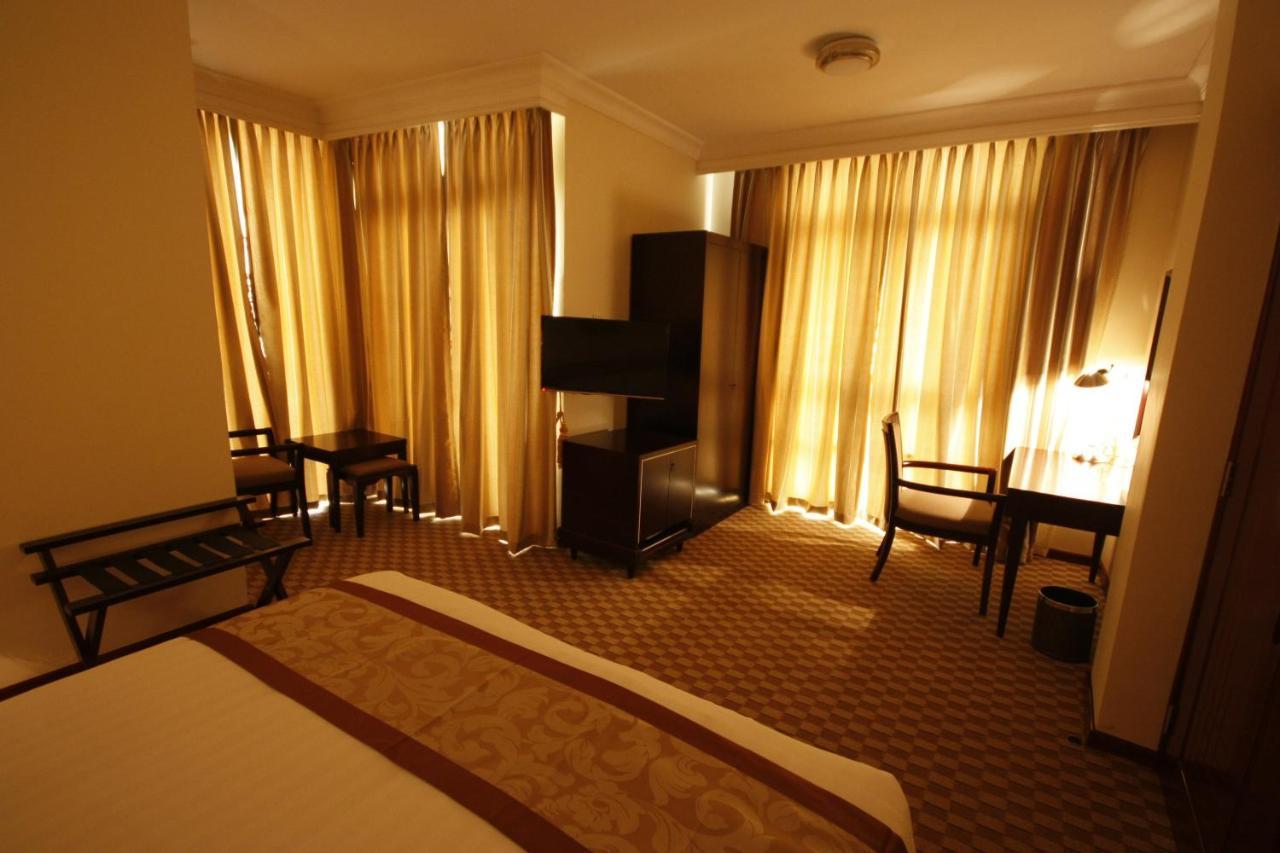 Caravan Hotel Addis Extérieur photo